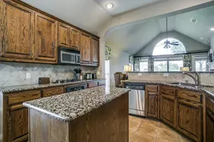 11346 Tenison Ln, Frisco, TX 75033 - Photo 12