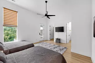 3946 N Cresthaven Rd, Dallas, TX 75209 - Photo 26