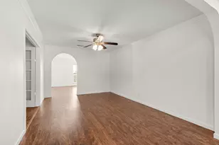 2832 Laramie St, Irving, TX 75062 - Photo 4