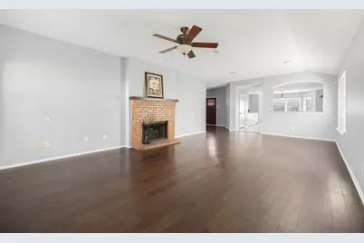 1009 Chesterfield Drive, Murphy, TX 75094 - Photo 4