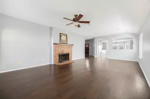 1009 Chesterfield Dr, Murphy, TX 75094 - Photo 4