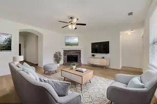 1736 Shoebill Dr, Little Elm, TX 75068 - Photo 4