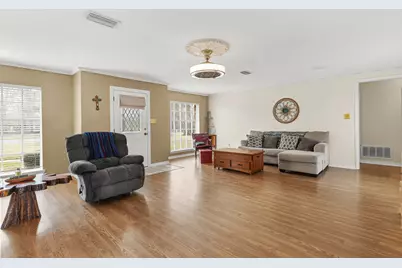 1302 W Sabine Street, Carthage, TX 75633 - Photo 4