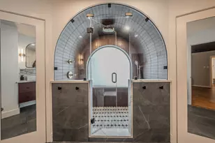 9018 Woodhurst Dr, Dallas, TX 75243 - Photo 22