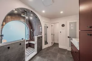 9018 Woodhurst Dr, Dallas, TX 75243 - Photo 24