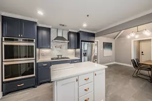 9018 Woodhurst Dr, Dallas, TX 75243 - Photo 16