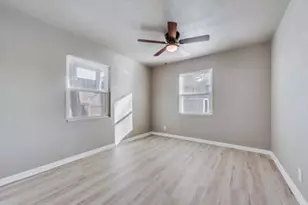 1312 Raines St, Arlington, TX 76010 - Photo 12