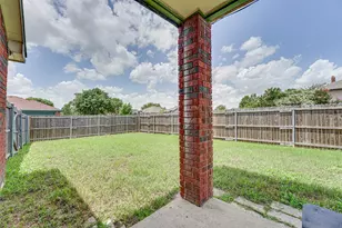 470 Chestnut Ln, DeSoto, TX 75115 - Photo 16