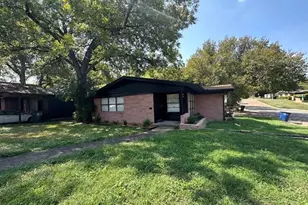 1303 Michigan Ave, Dallas, TX 75216 - Photo 1