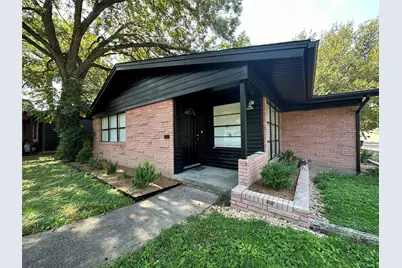 1303 Michigan Avenue, Dallas, TX 75216 - Photo 2