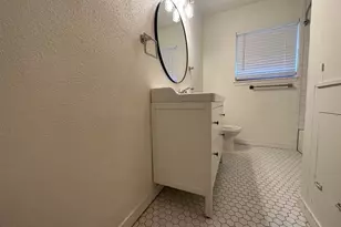 1303 Michigan Ave, Dallas, TX 75216 - Photo 10