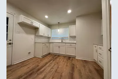 1303 Michigan Avenue, Dallas, TX 75216 - Photo 4