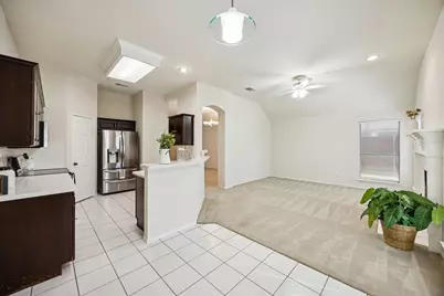 1561 Bastrop Drive, Carrollton, TX 75010 - Photo 10