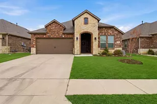 10407 Twisting Spgs Dr, Aubrey, TX 76227 - Photo 2