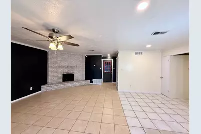 6936 Fallbrook Court, Fort Worth, TX 76120 - Photo 6