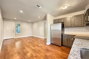 740 Edgemont Ave, Dallas, TX 75216 - Photo 2