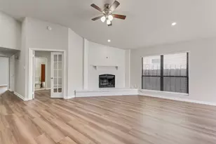 2410 Brookdale Dr, Arlington, TX 76014 - Photo 8