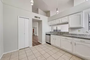 2410 Brookdale Dr, Arlington, TX 76014 - Photo 14