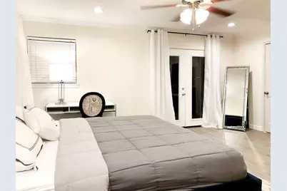 10807 Marsh Lane, Dallas, TX 75229 - Photo 20