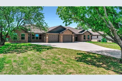605 N Friendship Road, Sherman, TX 75092 - Photo 1