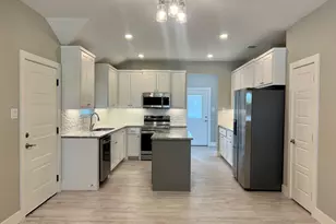 605 N Friendship Rd, Sherman, TX 75092 - Photo 16