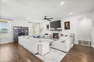 121 Muscogee Dr, Waxahachie, TX 75165 - Photo 8