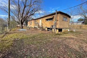 1517 Alamo Dr, Granbury, TX 76048 - Photo 10