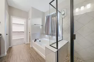 9401 Trailway Dr, Little Elm, TX 75068 - Photo 16