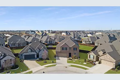 9401 Trailway Dr, Little Elm, TX 75068 - Photo 2