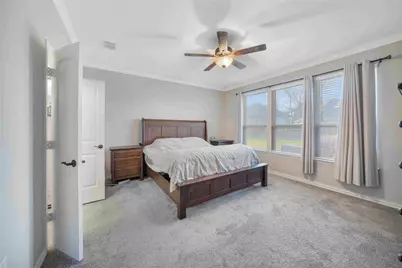 9401 Trailway Dr, Little Elm, TX 75068 - Photo 12