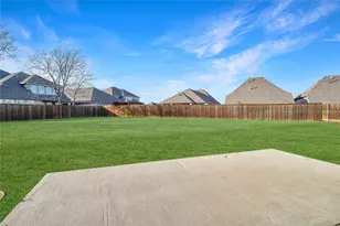 9401 Trailway Dr, Little Elm, TX 75068 - Photo 34