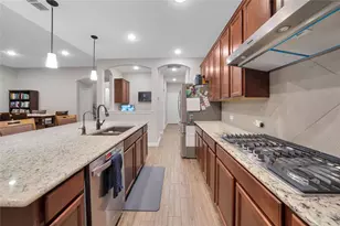 9401 Trailway Dr, Little Elm, TX 75068 - Photo 6