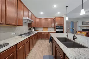 9401 Trailway Dr, Little Elm, TX 75068 - Photo 8