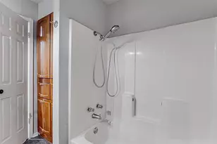 1403 Courtney Pl, Cleburne, TX 76033 - Photo 24