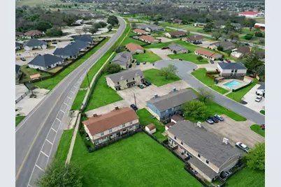 1403 Courtney Place, Cleburne, TX 76033 - Photo 6