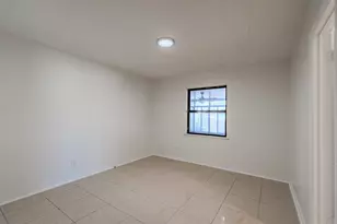 3325 Shady Hollow Ln, Dallas, TX 75233 - Photo 36