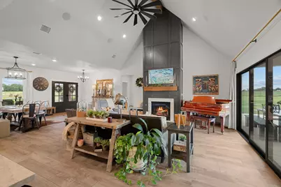 109 County Road 2696, Alvord, TX 76225 - Photo 10