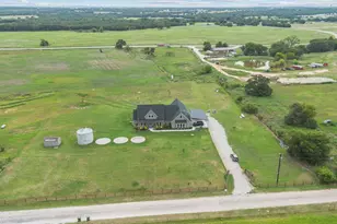 109 Co Rd 2696, Alvord, TX 76225 - Photo 36