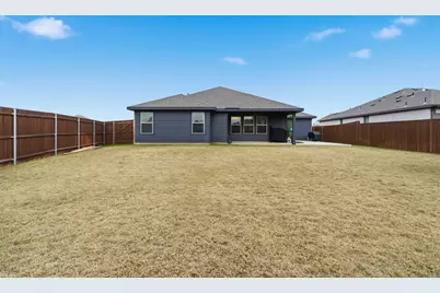 437 Falcon Way, Azle, TX 76020 - Photo 36