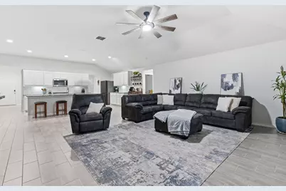 437 Falcon Way, Azle, TX 76020 - Photo 8