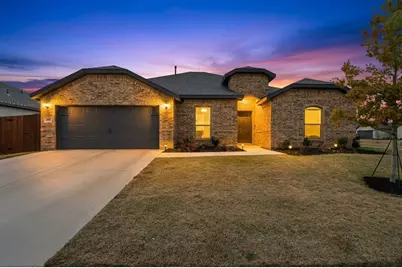 437 Falcon Way, Azle, TX 76020 - Photo 4