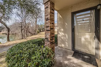 941 Turtle Cove #129, Irving, TX 75060 - Photo 2