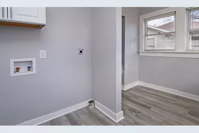 2121 Fairmount Avenue, Fort Worth, TX 76110 - Photo 22