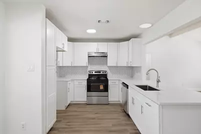 2211 Sierra Drive, Grapevine, TX 76051 - Photo 4