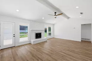 2211 Sierra Dr, Grapevine, TX 76051 - Photo 6