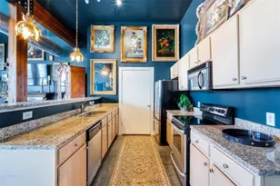 2502 Live Oak St, Dallas, TX 75204 - Photo 8