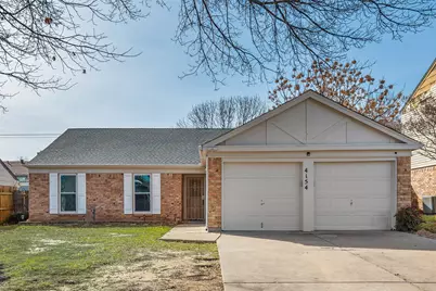 4154 Emerson Drive, Grand Prairie, TX 75052 - Photo 2