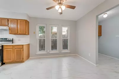 4154 Emerson Drive, Grand Prairie, TX 75052 - Photo 8