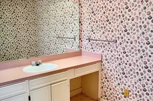 102 S Avenue Q, Clifton, TX 76634 - Photo 18