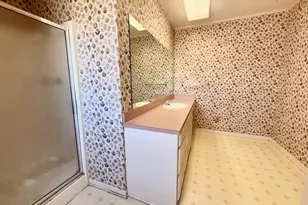 102 S Avenue Q, Clifton, TX 76634 - Photo 20